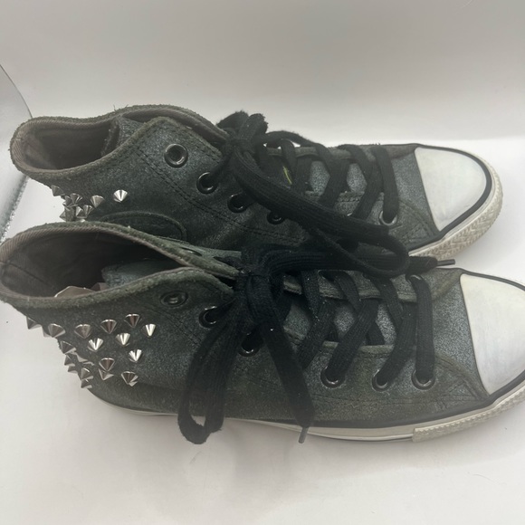 Converse All Star High tops Women’s Size 7 Grey Suede Leather Studded Sneakers - Picture 6 of 10
